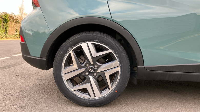 Hyundai BAYON 1.0 TGDi 48V MHEV Ultimate 5dr DCT Petrol Hatchback